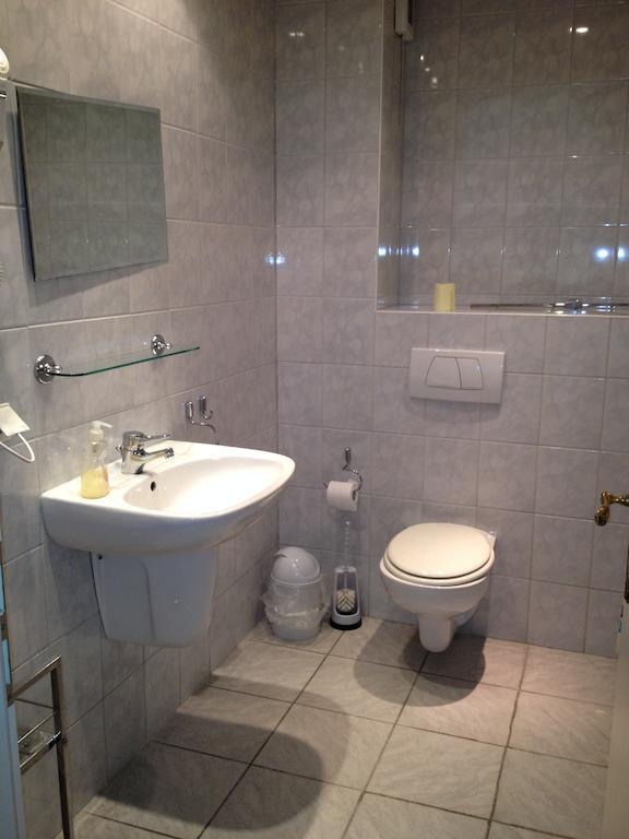 City Hotel Garni Hanóver Habitación foto