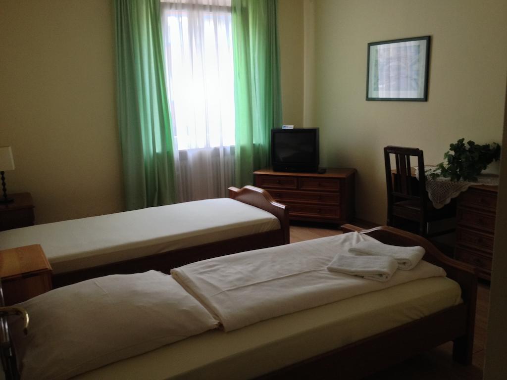 City Hotel Garni Hanóver Habitación foto