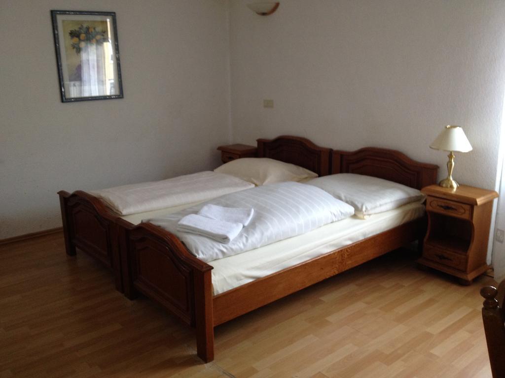City Hotel Garni Hanóver Habitación foto